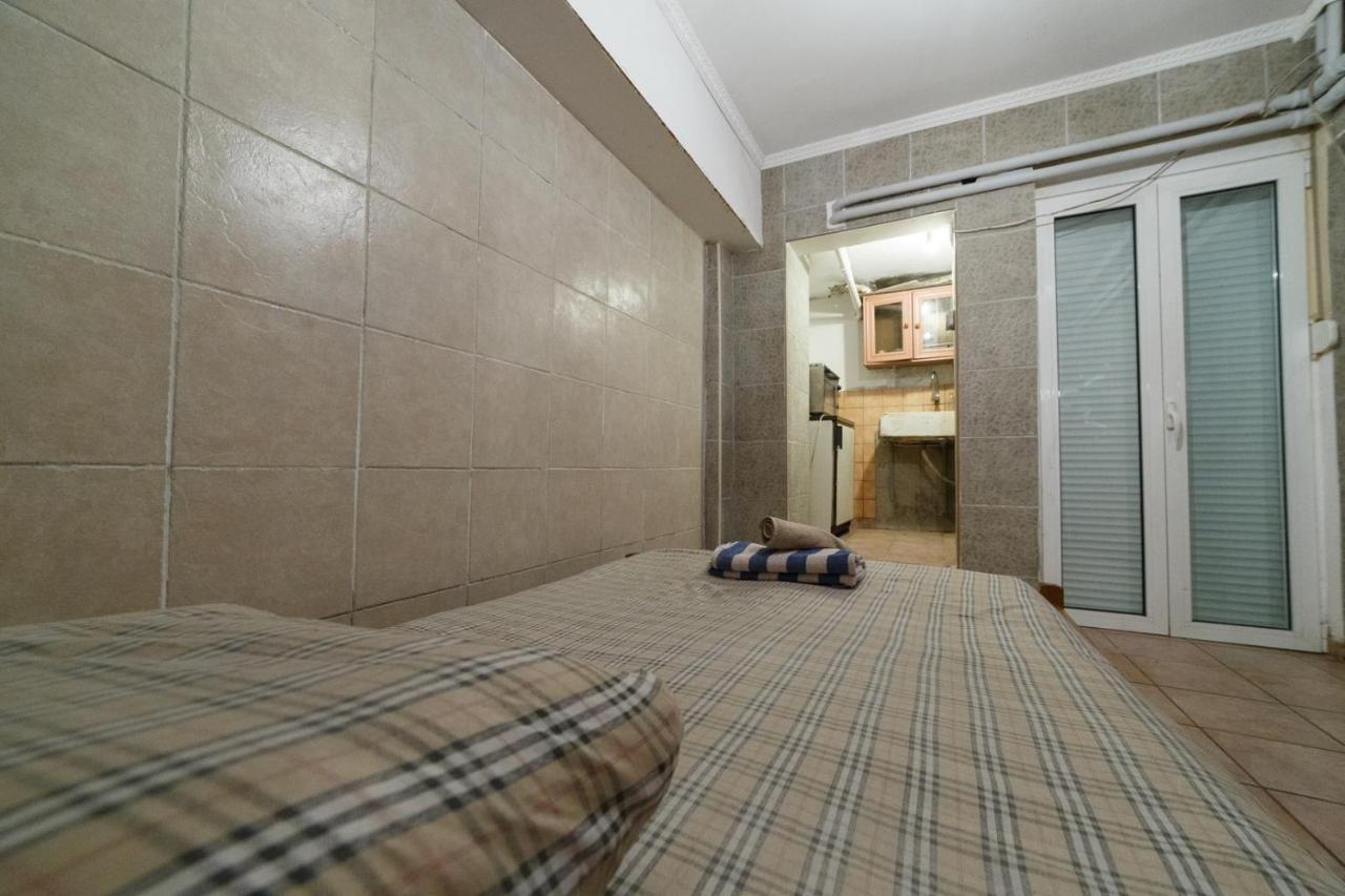 Private Flat For 2 Or 3 With Back Yard Near Exarhia Square And Archaelogical Museum Apartment Athena Bagian luar foto