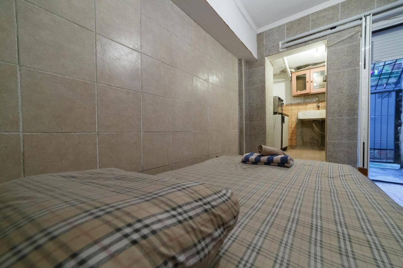 Private Flat For 2 Or 3 With Back Yard Near Exarhia Square And Archaelogical Museum Apartment Athena Bagian luar foto