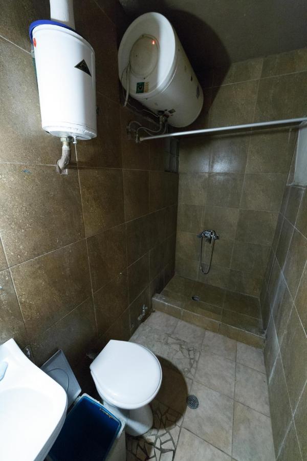 Private Flat For 2 Or 3 With Back Yard Near Exarhia Square And Archaelogical Museum Apartment Athena Bagian luar foto